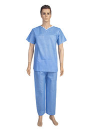 China Disposable Patient Gowns , Disposable Isolation Gowns PP/PE Coated Material supplier