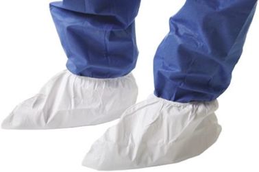 China Hospital / Pharmacy Microporous Disposable Waterproof Shoe Covers Anti - Slip supplier