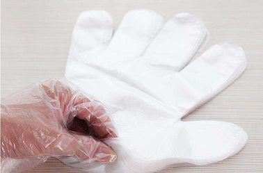 China Soft Polythene Gloves Food Handling , Waterproof Clear Plastic Disposable Gloves supplier